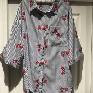 Striped mini oversized blouse!